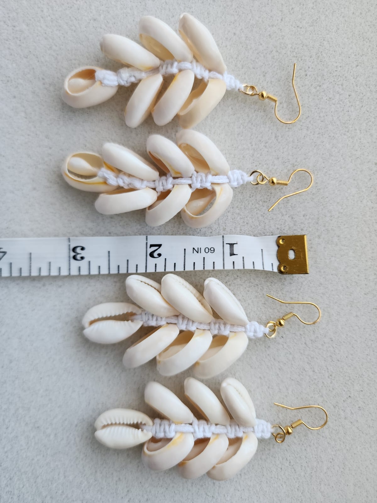Clustered Cowry Earing