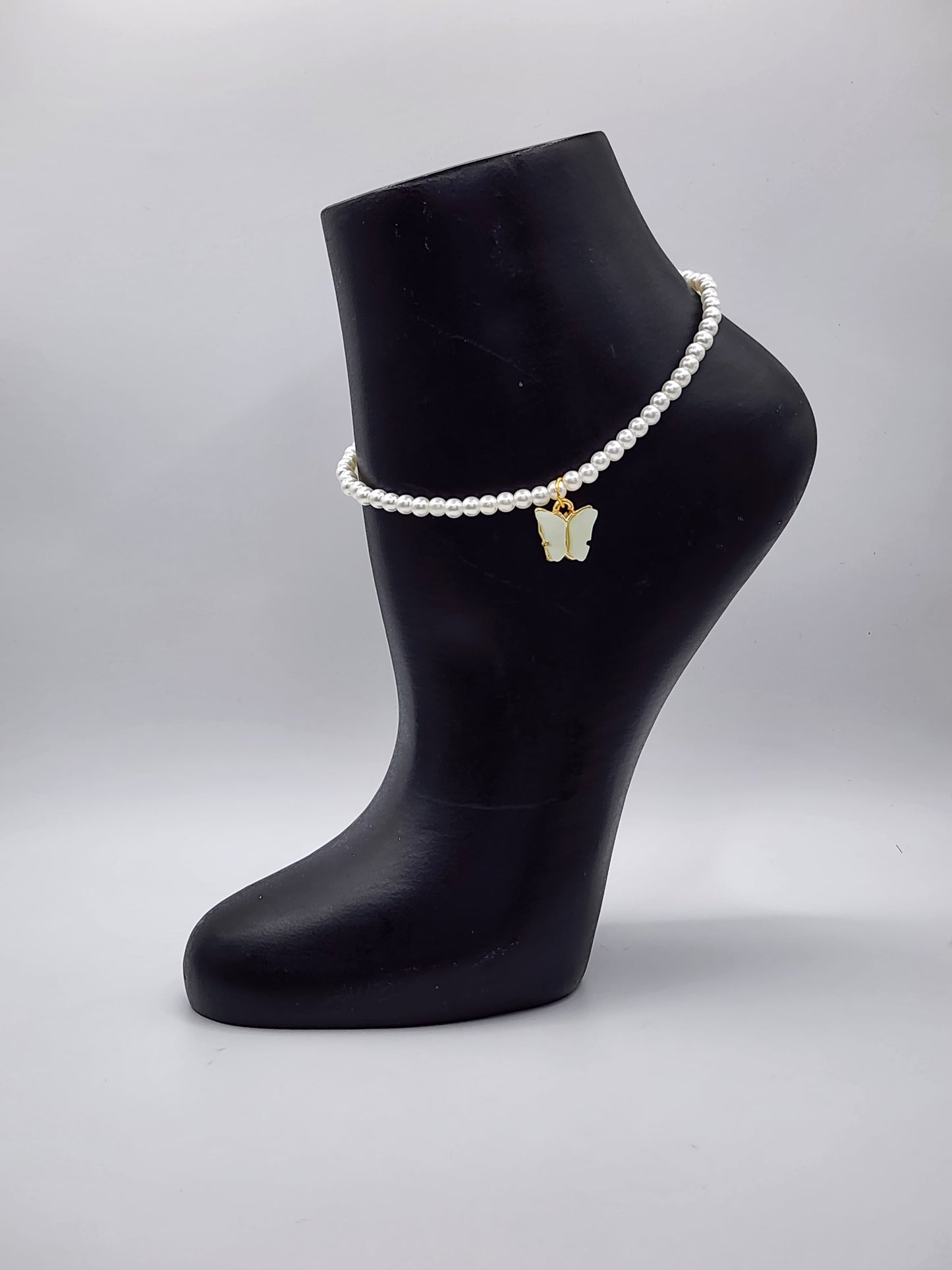 Pearl Butterfly Charm Anklets for Women