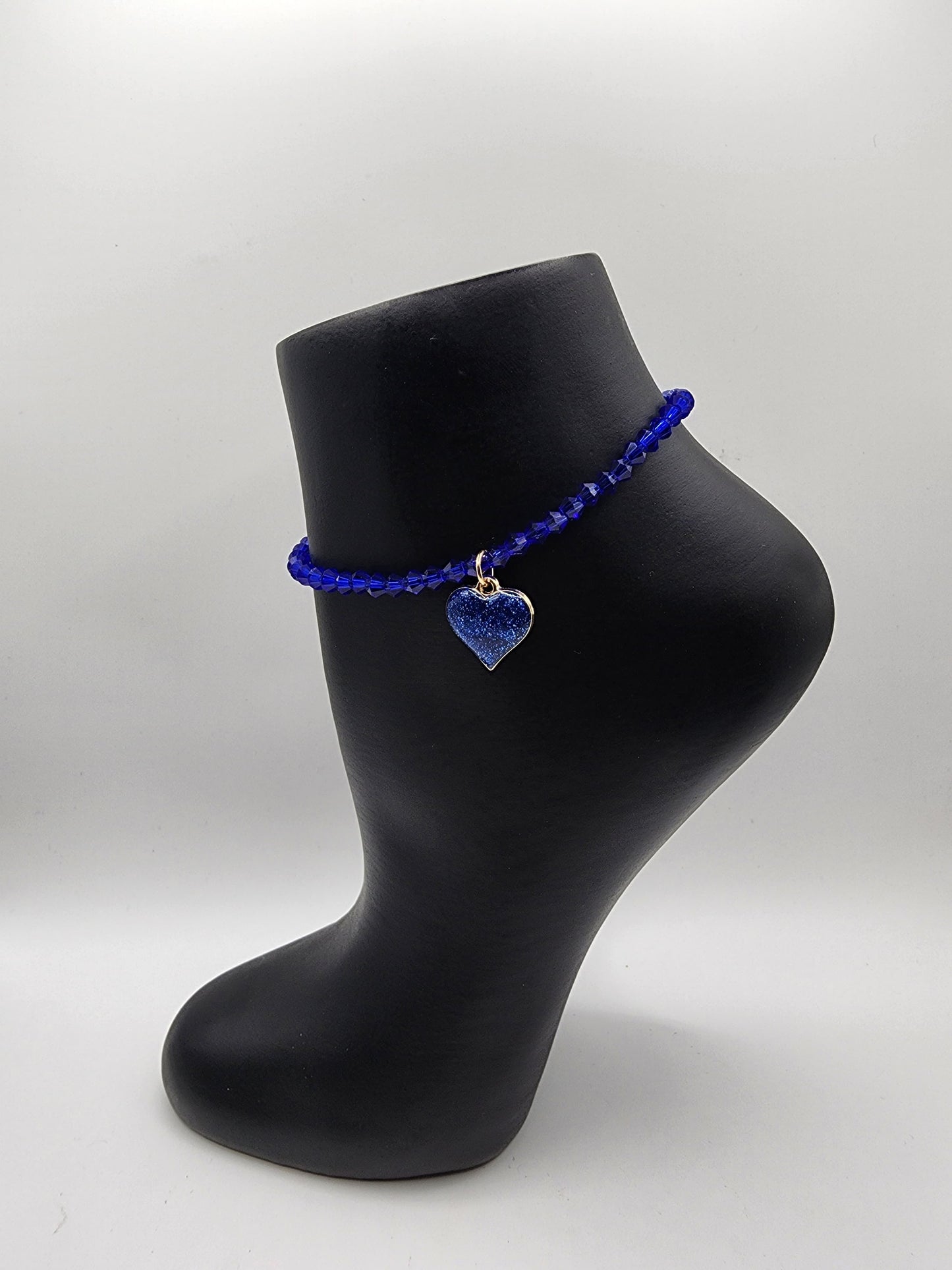 Sparkling Heart Charm Anklet with Crystals for Women